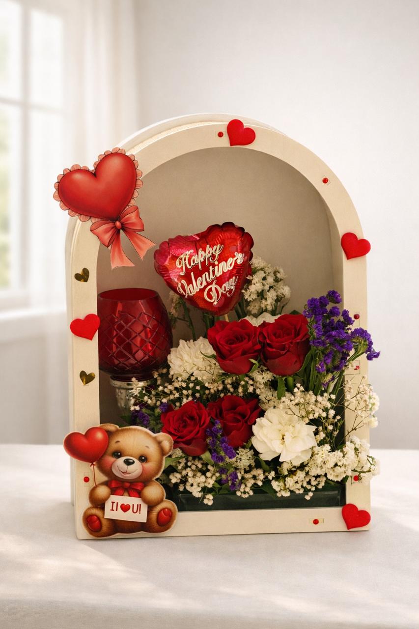 Valentine Love Bloom Gift Box